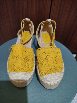 Sixth Sense knitted espadrilles like new, yellow, size 36