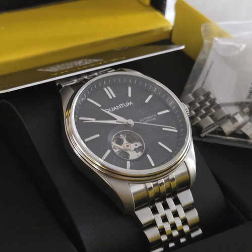 Quantum Q Master Automatic watch like new, black