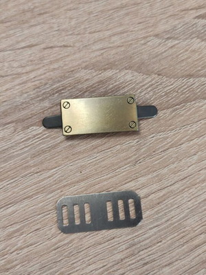 Decorative metal blank label 3.5cm with feet new