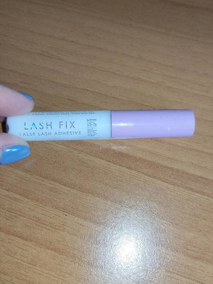 MUA Lash Fix κόλλα βλεφαρίδων καινούργιο