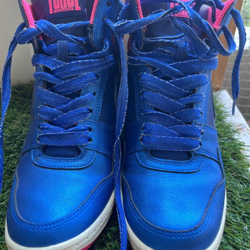 Nike Force sneakers blue with fuchsia details size 38.5 like new