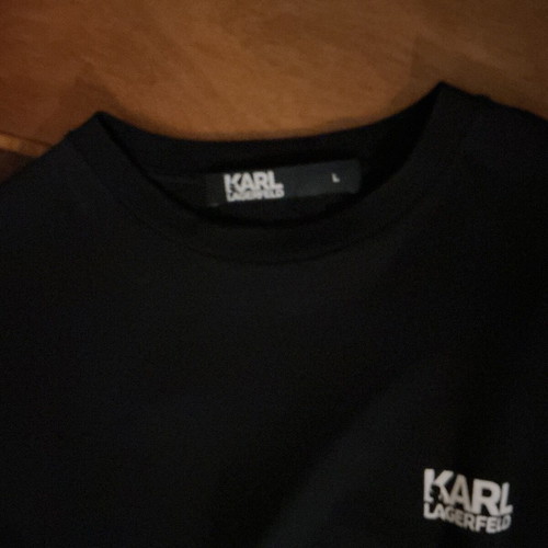 Karl Lagerfeld T-shirt black like new, size Large