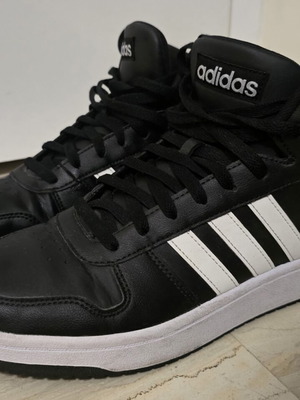 Adidas Hoops 2.0 sneakers size 45.5 like new, leather black