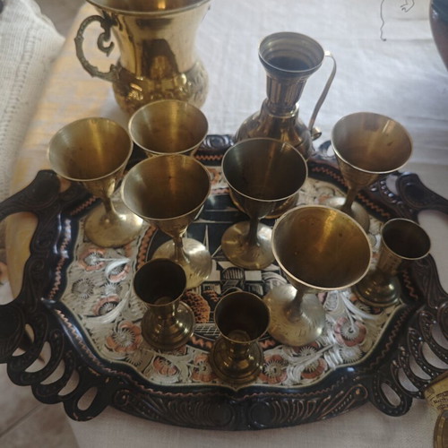Decorations from Turkey used, with their tray