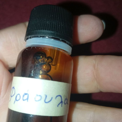 Strawberry essential oil like new