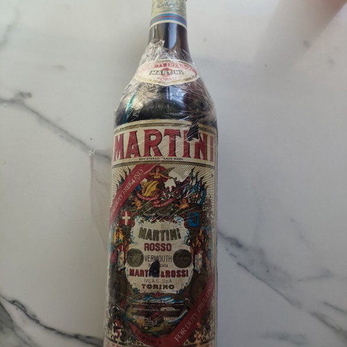 Martini Rosso Vermouth vintage sealed bottle from 1980s