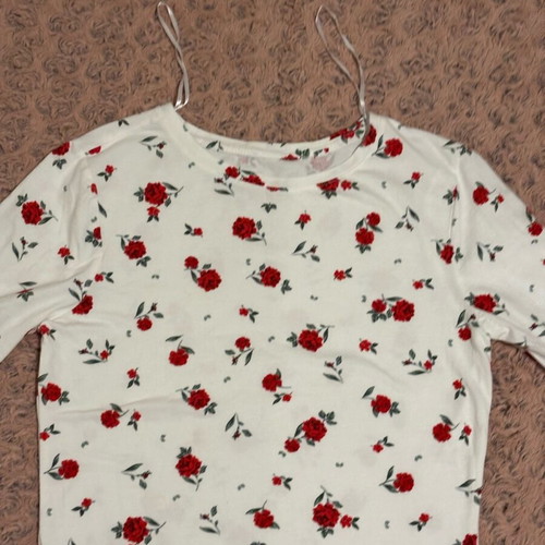 Cotton blouse thin long-sleeve white with red flowers like new, size M