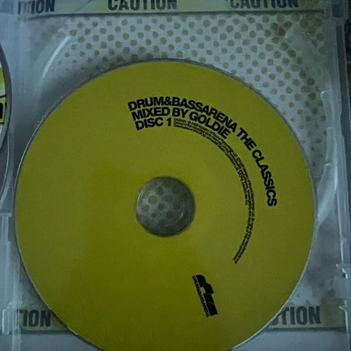 Its Always Sunny In Philadelphia Season 3 Boxset like new with English subtitles