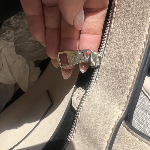 Calvin Klein bag like new