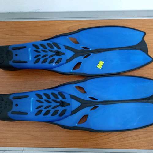 Migra children's fins new, size 28-30