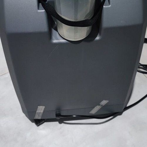 AirSep VisionAire 5 Oxygen Concentrator like new, low hours