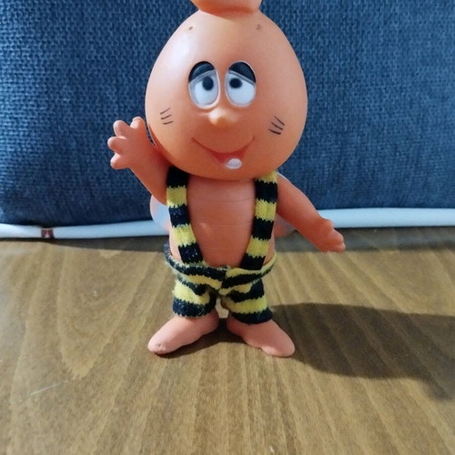 Willie (Maya the Bee) figure used, vintage 80s collectible
