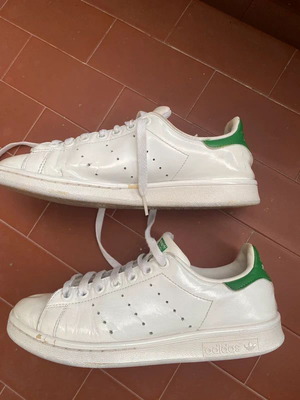 Adidas Stan Smith athletic shoes used, size 39 1/3, white