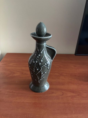 Regal China wine and liquor decanter like new, James B. Beam 1960
