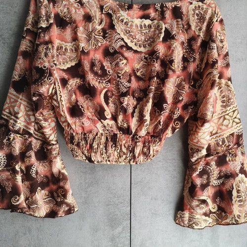 Salmon Crop Top and Pants Set new, colorful paisley print