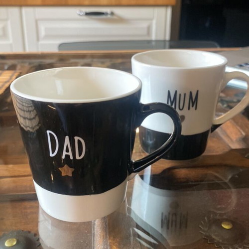 Mum and Dad mugs used, set of 2