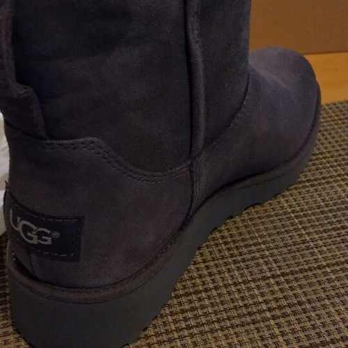 UGG Kristin ankle boots new, gray, size 36