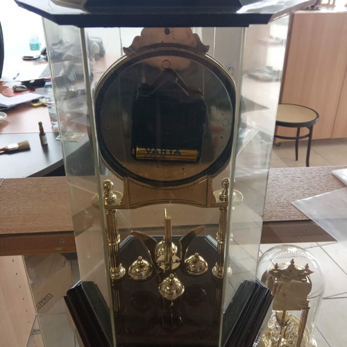 Vintage Table Clock Mantel like new