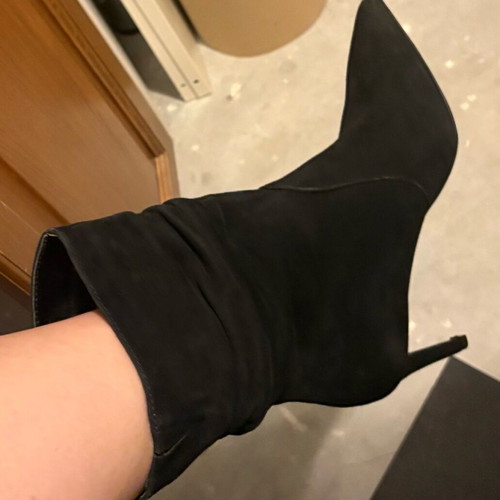 Suede boots new, size 38-38.5, black leather