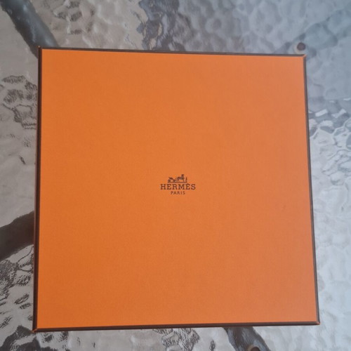 Hermes κουτί 19,5x19,5x5 εκ.