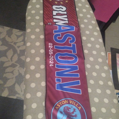 Olympiacos Aston Villa collectible scarf like new