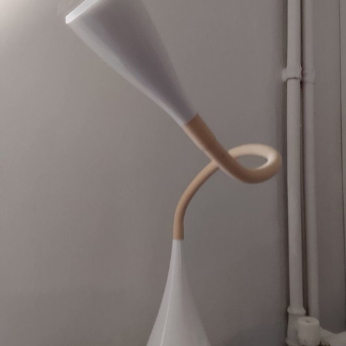Led touch desk lamp with flexible neck, modern design