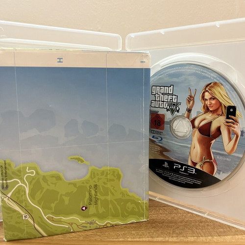 Grand Theft Auto 5 PS3 game with map