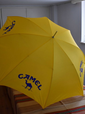 Camel collectible umbrella new