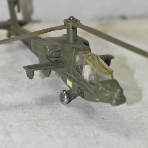 ERTL AH-64 Apache Diecast Military Helicopter Model used