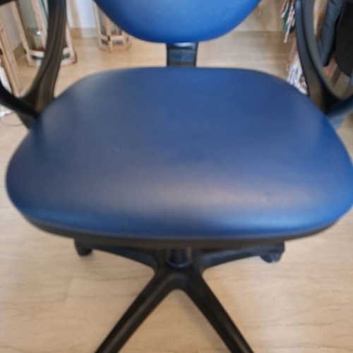Office chair like new