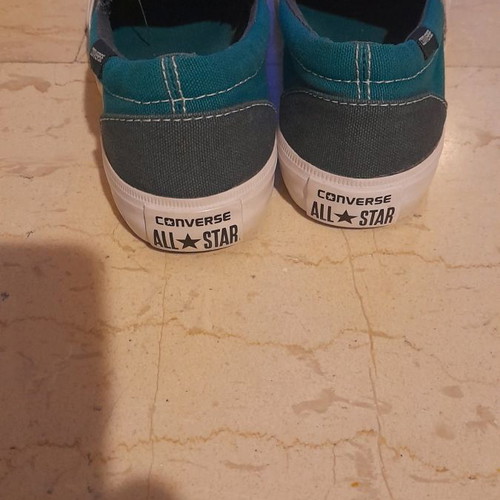 Low Converse used athletic shoes, multicolor, size 32