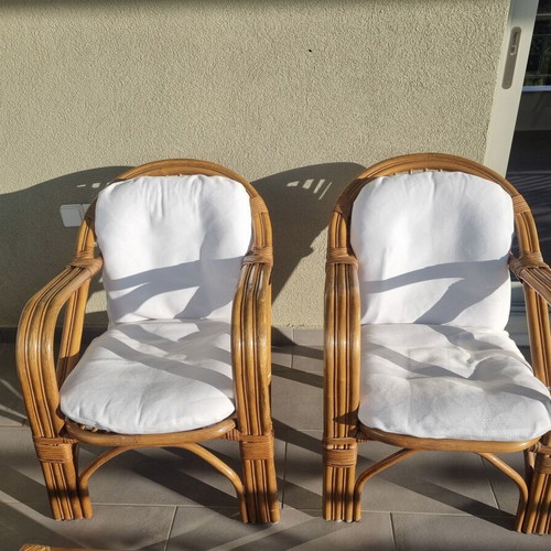 Bamboo veranda furniture set like new with sofa, 2 armchairs and coffee table