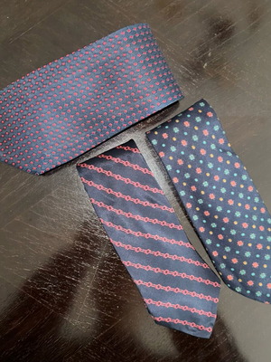 Set of 3 Men's Ties Dark Blue with Red and Multicolor Details like new