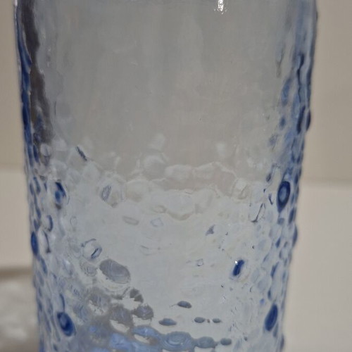 Set of 5 embossed blue glass tumblers like new
