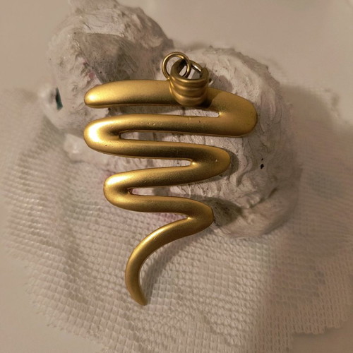 Gold-plated vintage pendant used without chain