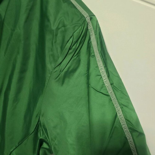 Nike windbreaker new, size L, green