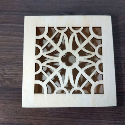 Square wooden boxes set of 4, new, decorative carved lids