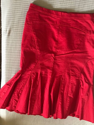Jupe red skirt small like new, 100% cotton