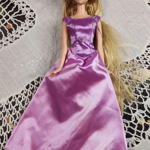 Disney Rapunzel Doll by Mattel used with color-changing hair highlights