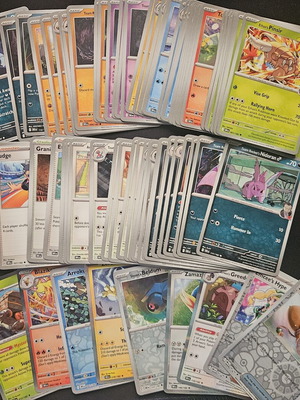 Bulk lot of 85 Pokemon cards from Destined Rivals set