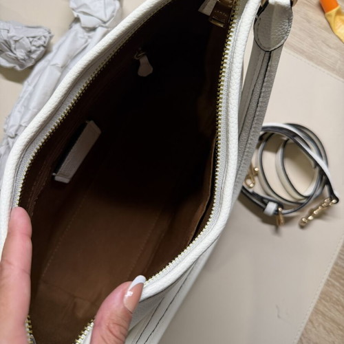 Elegant shoulder bag, premium quality, white