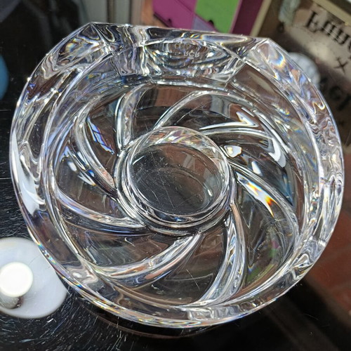 Heavy transparent lead crystal ashtray with swirl design