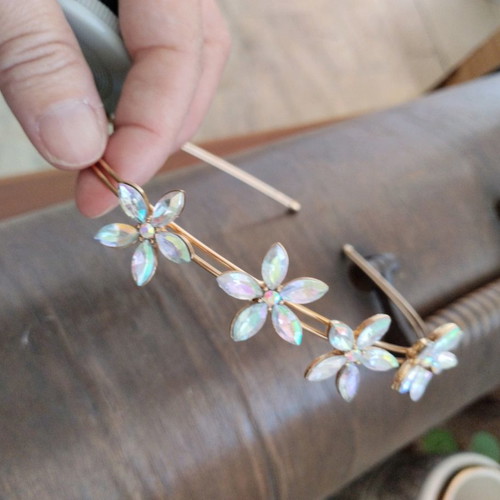 Bridal cuff - stand on a golden flower, from a collection of handmade accessories.