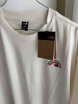 The North Face t-shirt, large, beige, new with tag