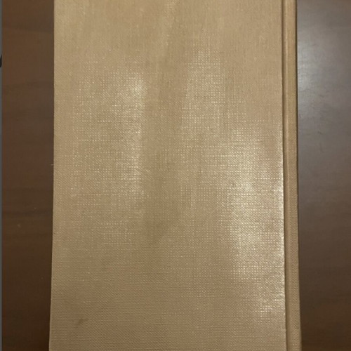 Astrofeggía book like new, hardcover