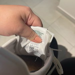 Adidas sneaker 42 2/3 used