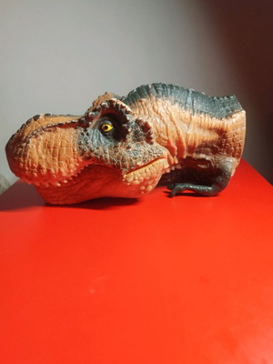 Dinosaur glove used, one size, plastic elastic