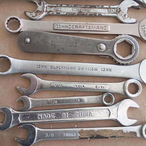 Wrenches like new for all uses