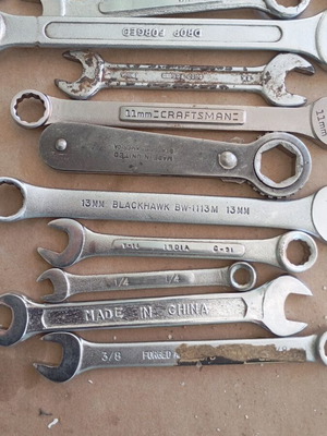 Wrenches like new for all uses