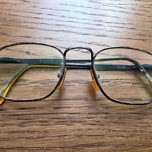 Metal glasses frame used
